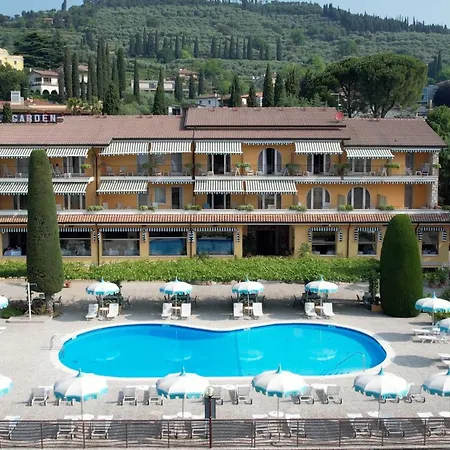 Garden Hotel 4*