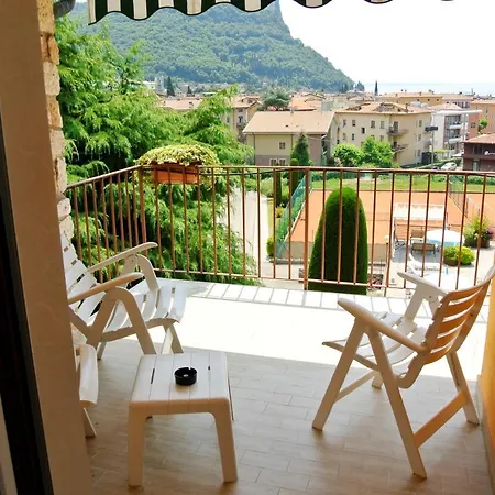 Garden Ξενοδοχείο 4*