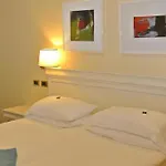Garden 4*