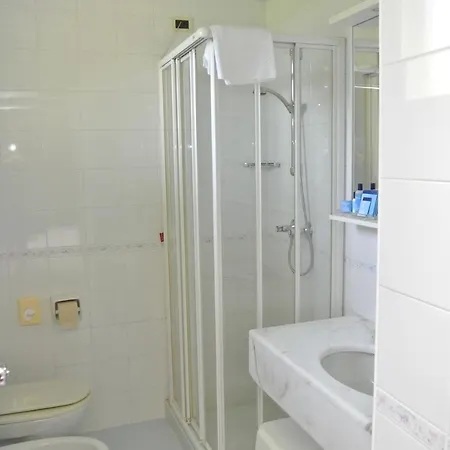 Garden Hotel 4*