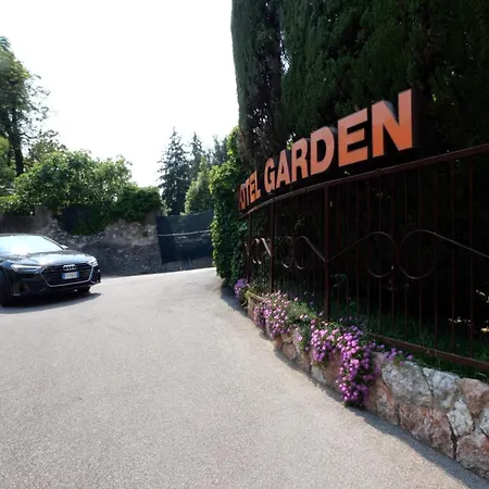 Garden 4*