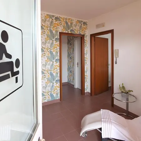 Garden Hotel 4*