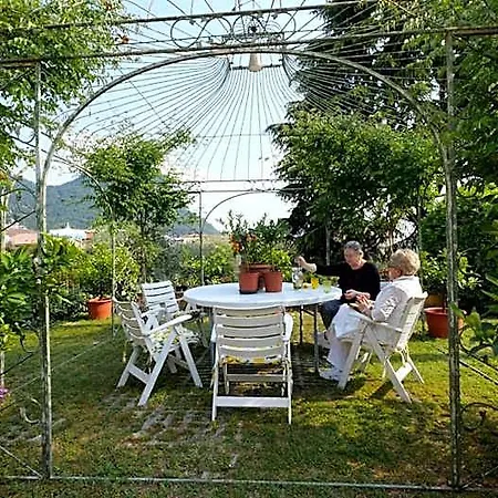 Garden ホテル ガルダ