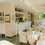Garden Hotel