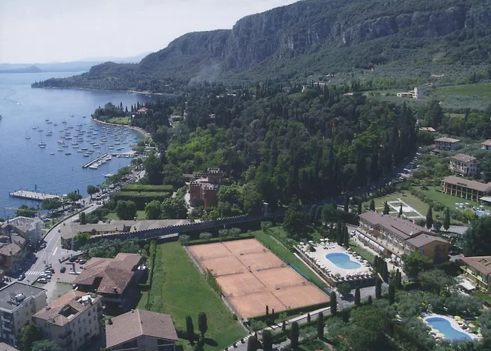 Garden Hotel