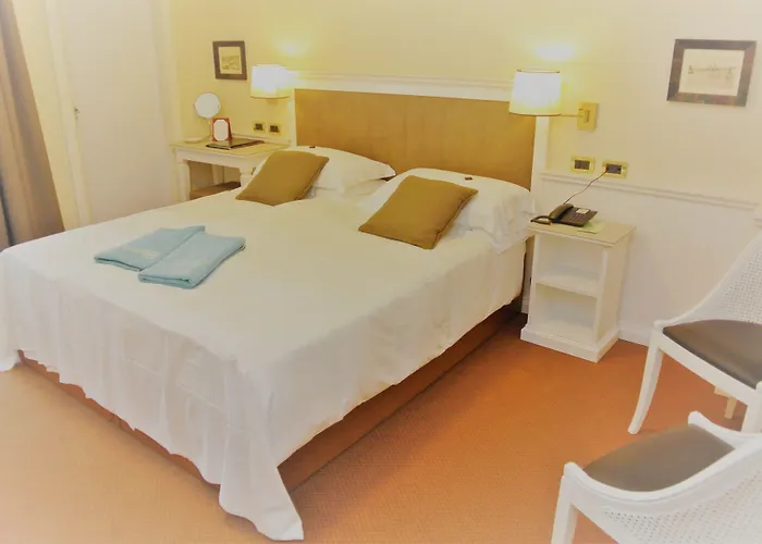 Garden Hotel 4*
